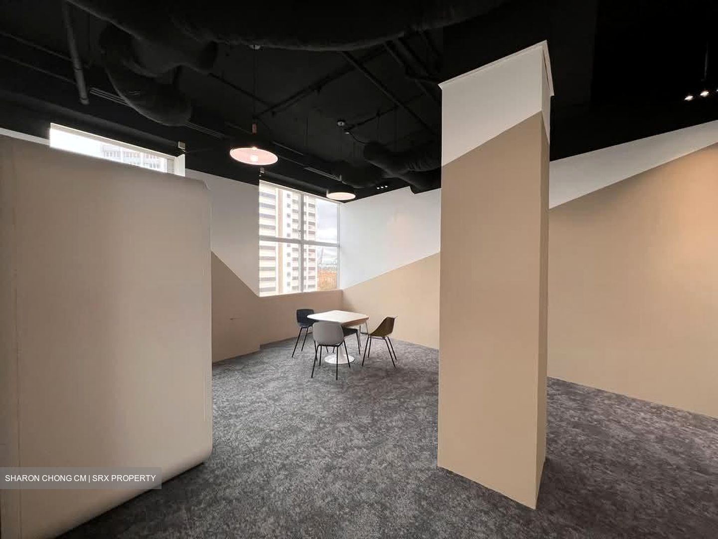 Abi Plaza (D2), Office #585382101